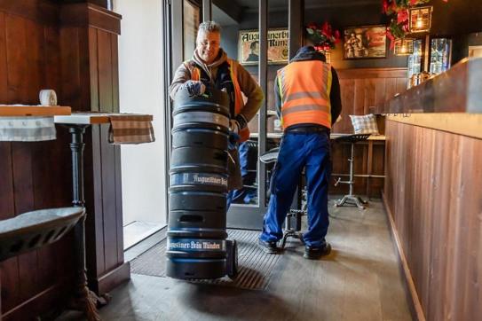 »Zum Stiftl« Stehausschank am Viktualienmarkt